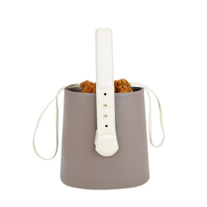 Bucket Bag de Piel Taupe&Blanco